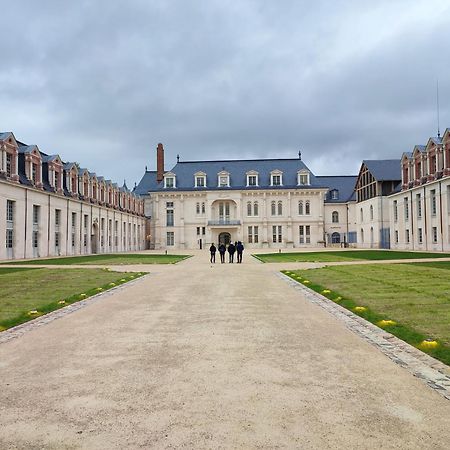 Appartement Vintage Avec Vue Sur Le Chateau Pierrefonds Eksteriør bilde