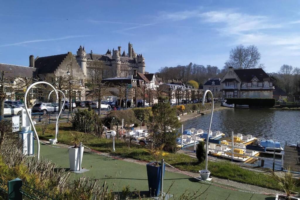 Appartement Vintage Avec Vue Sur Le Chateau Pierrefonds Eksteriør bilde